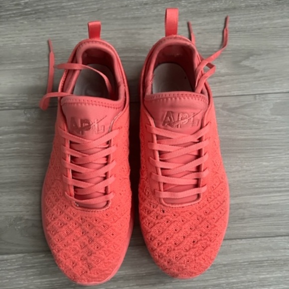 APL Shoes - APL Techloom Phantom Women's Size 8